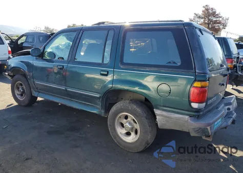 1997 Ford Explorer z USA, uszkodzony, nr VIN 1FMDU34E4VUB04211